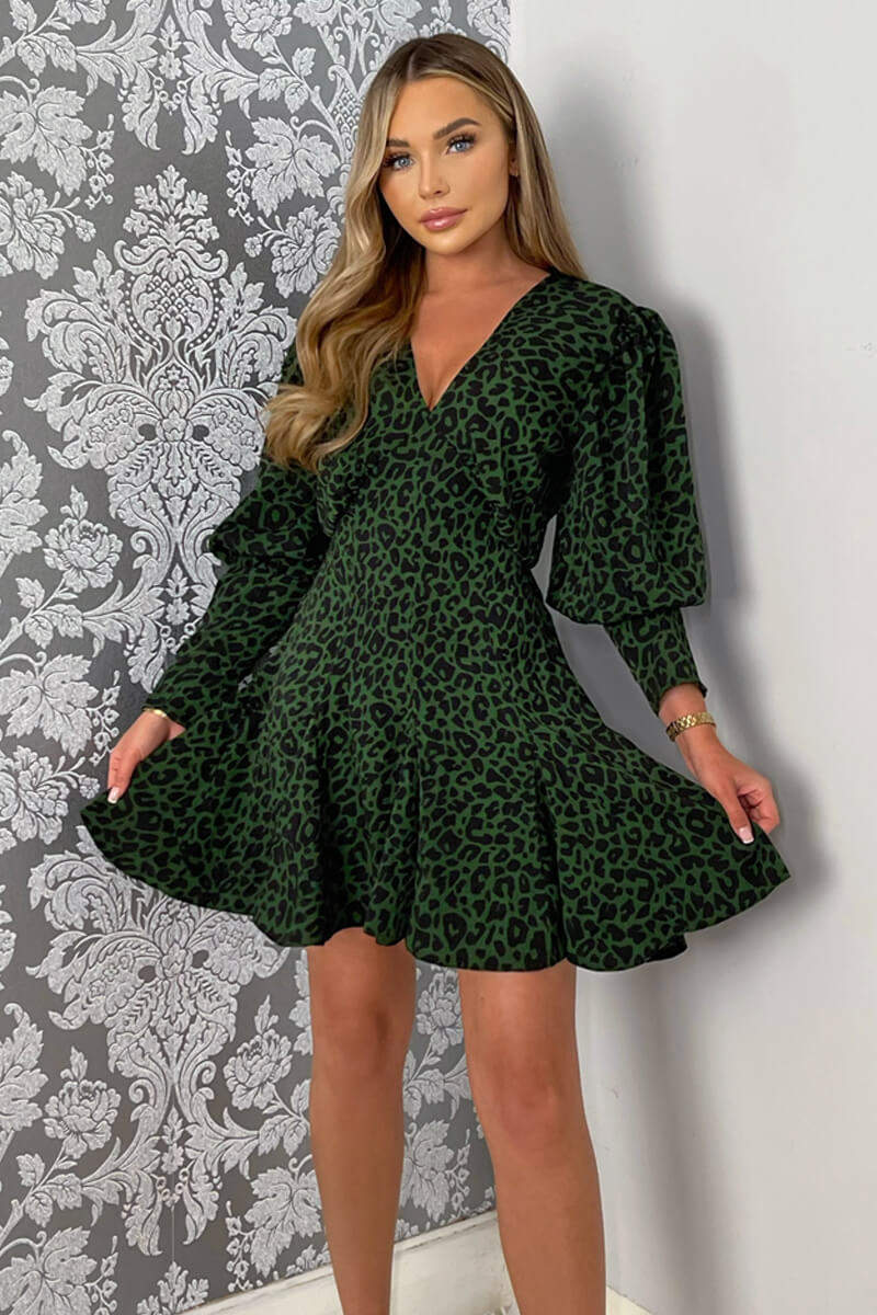 Green Animal Print V-Neck Long Sleeve Skater Dress - Swimclubus