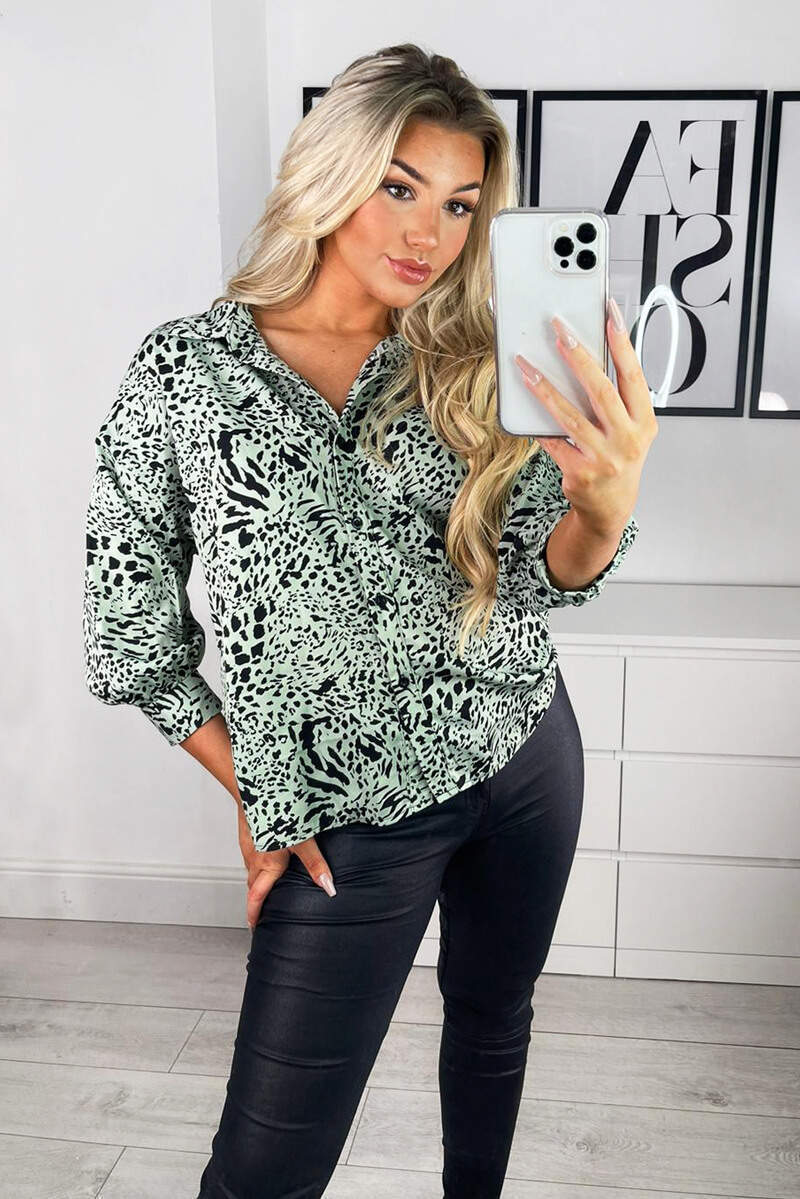 Mint Animal Print Dip Hem Shirt - Swimclubus