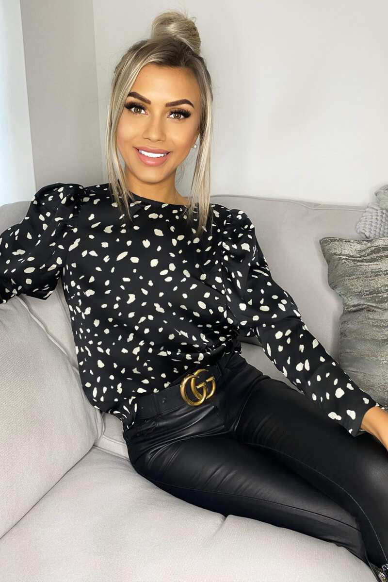 Black Spotty Puffed Out Sleeve Blouse - Swimclubus