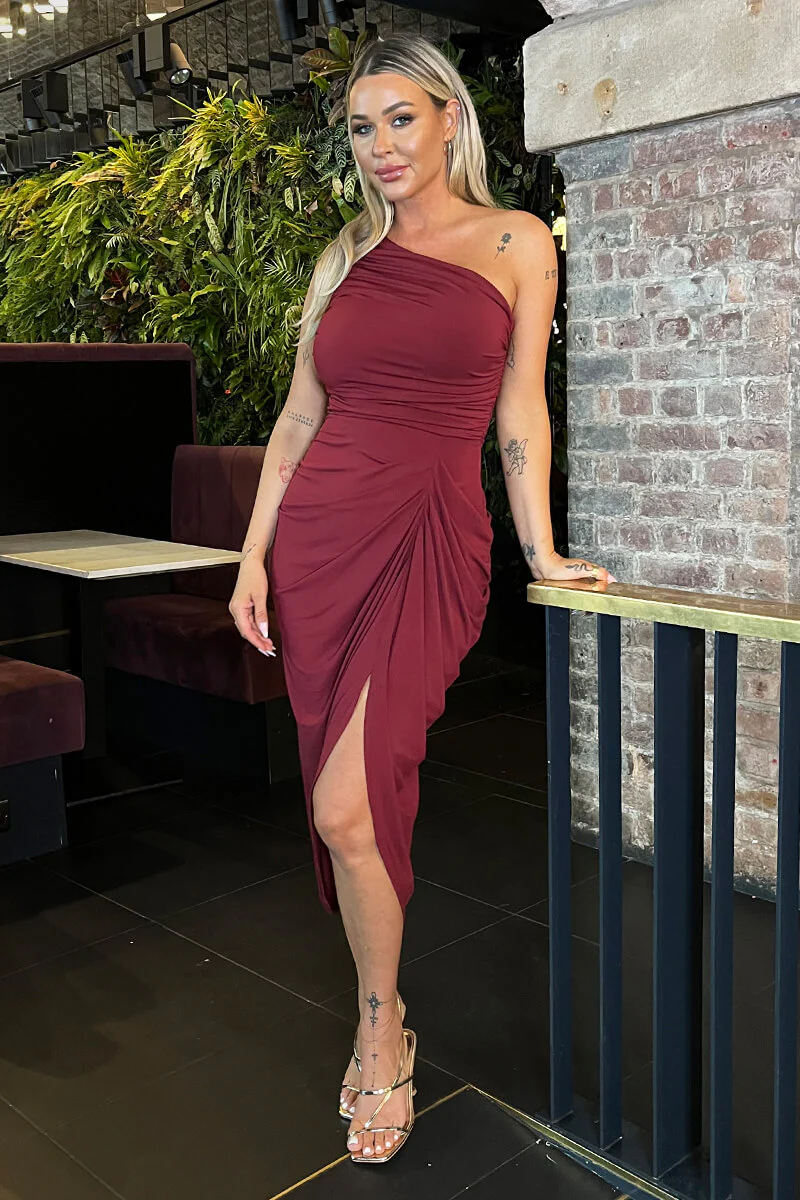 Burgundy One Shoulder Gathered Skirt Midi Dress - Swimclubus