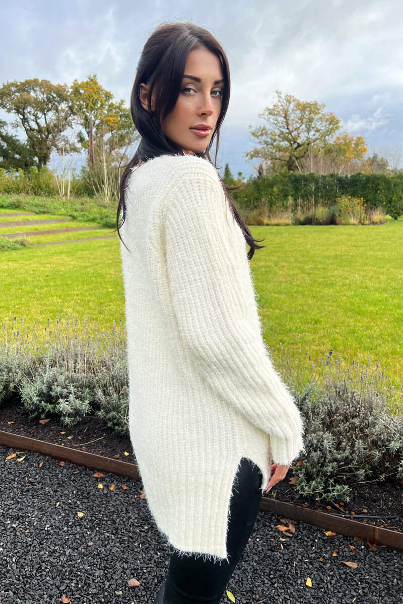 Cream V-Neck Chenille Knit Jumper - Swimclubus